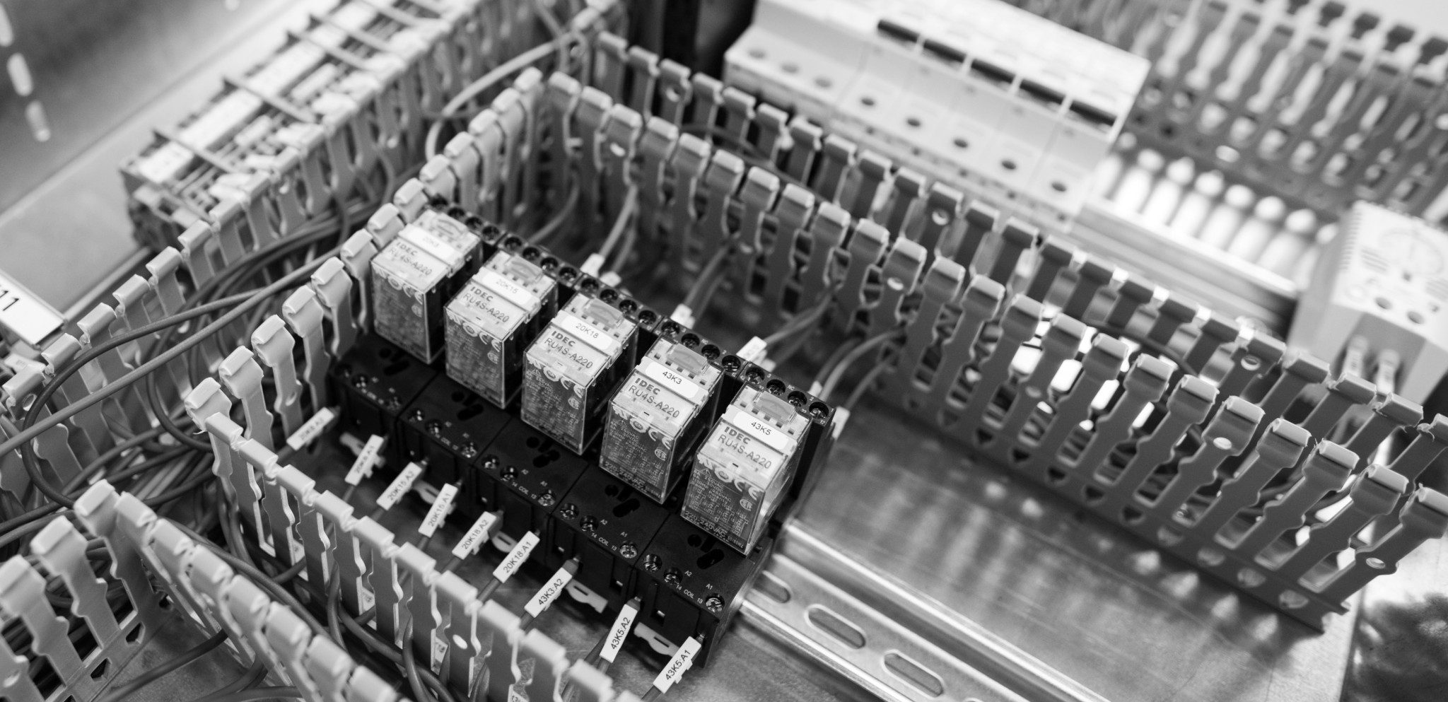 Elcor-1083x525-1-2048x993